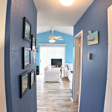 Fun In The Sun! Cozy Beach Pad, Gulf Views And Easy Access To The Sand! Surfside Beach Buitenkant foto