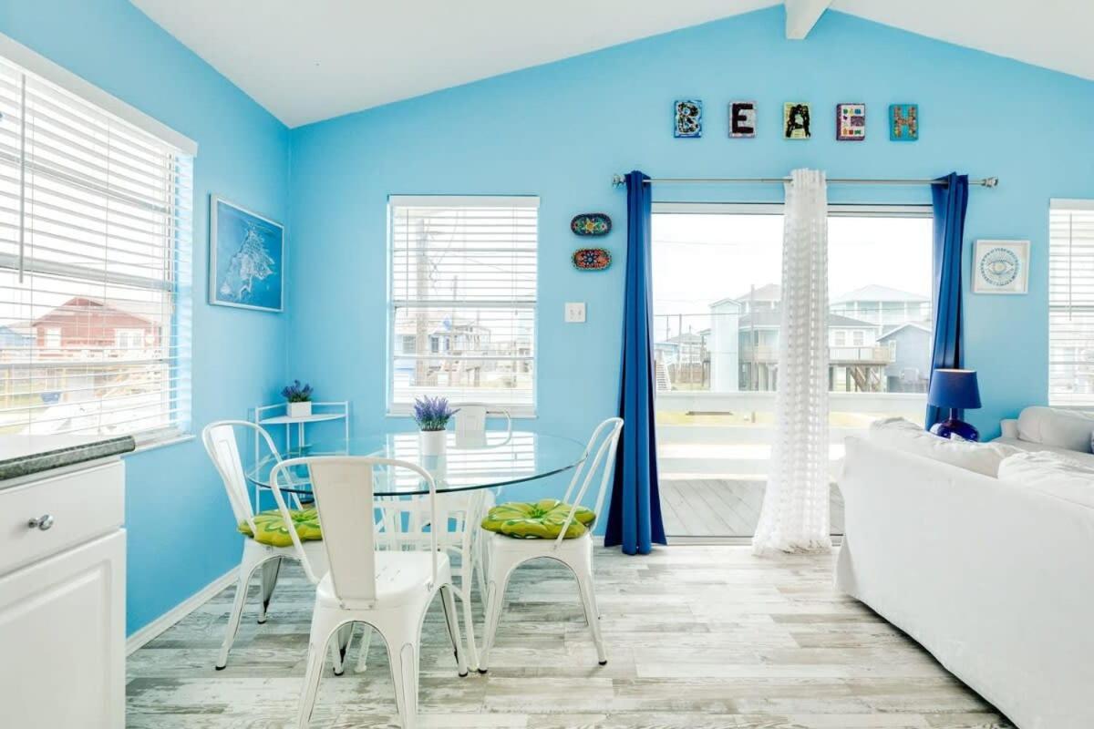 Fun In The Sun! Cozy Beach Pad, Gulf Views And Easy Access To The Sand! Surfside Beach Buitenkant foto