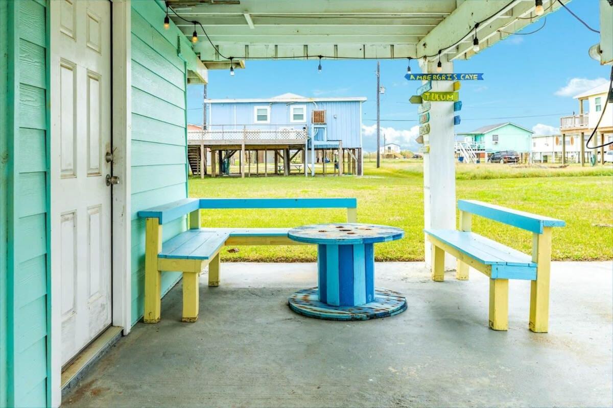Fun In The Sun! Cozy Beach Pad, Gulf Views And Easy Access To The Sand! Surfside Beach Buitenkant foto
