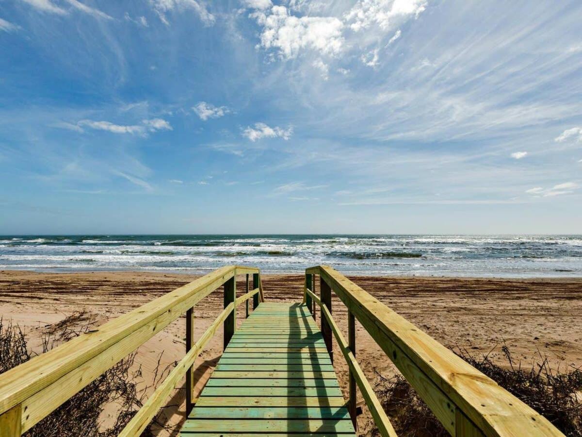 Fun In The Sun! Cozy Beach Pad, Gulf Views And Easy Access To The Sand! Surfside Beach Buitenkant foto